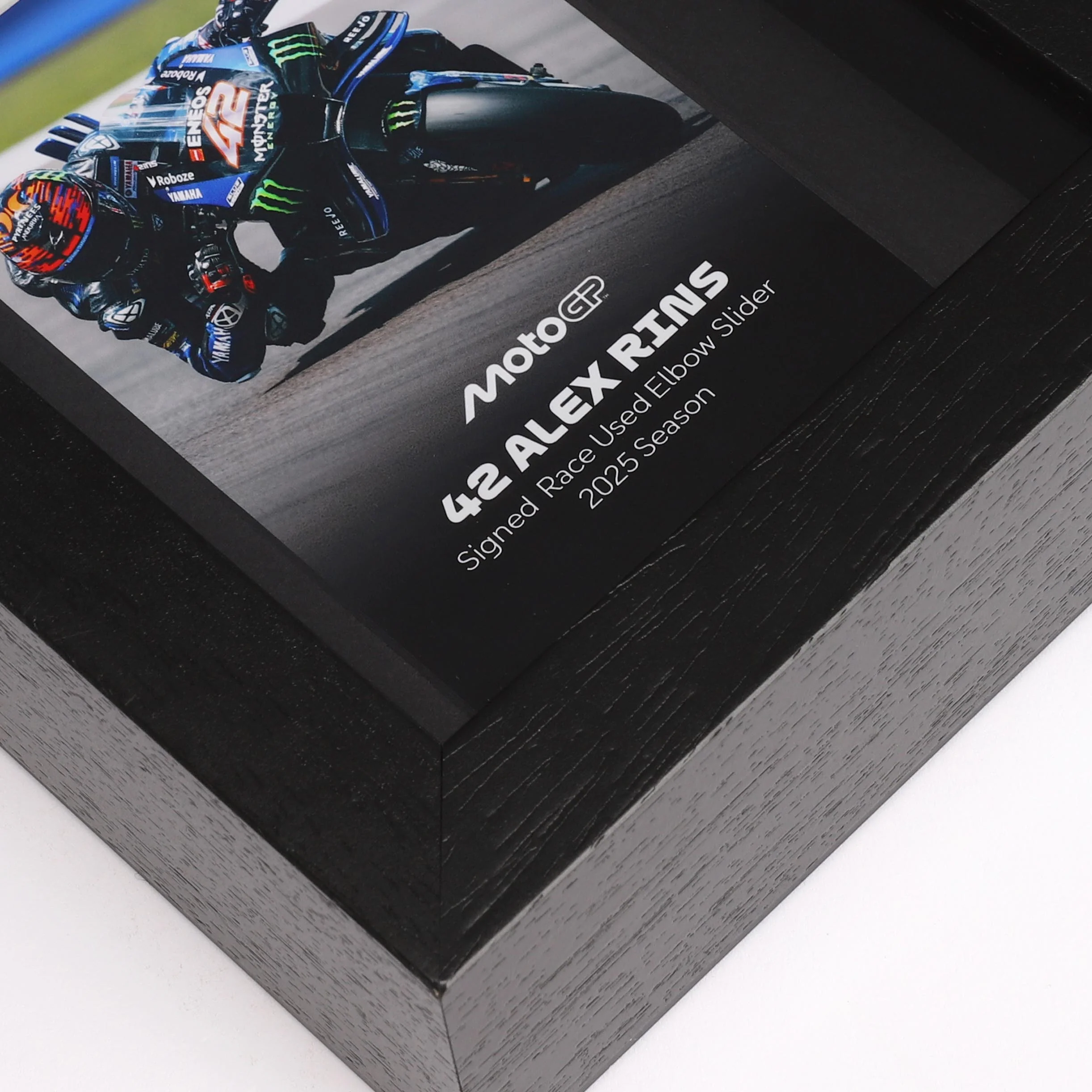 Álex Rins Signed Yamaha MotoGP Elbow Slider – 2025 Race-Used - Image 3