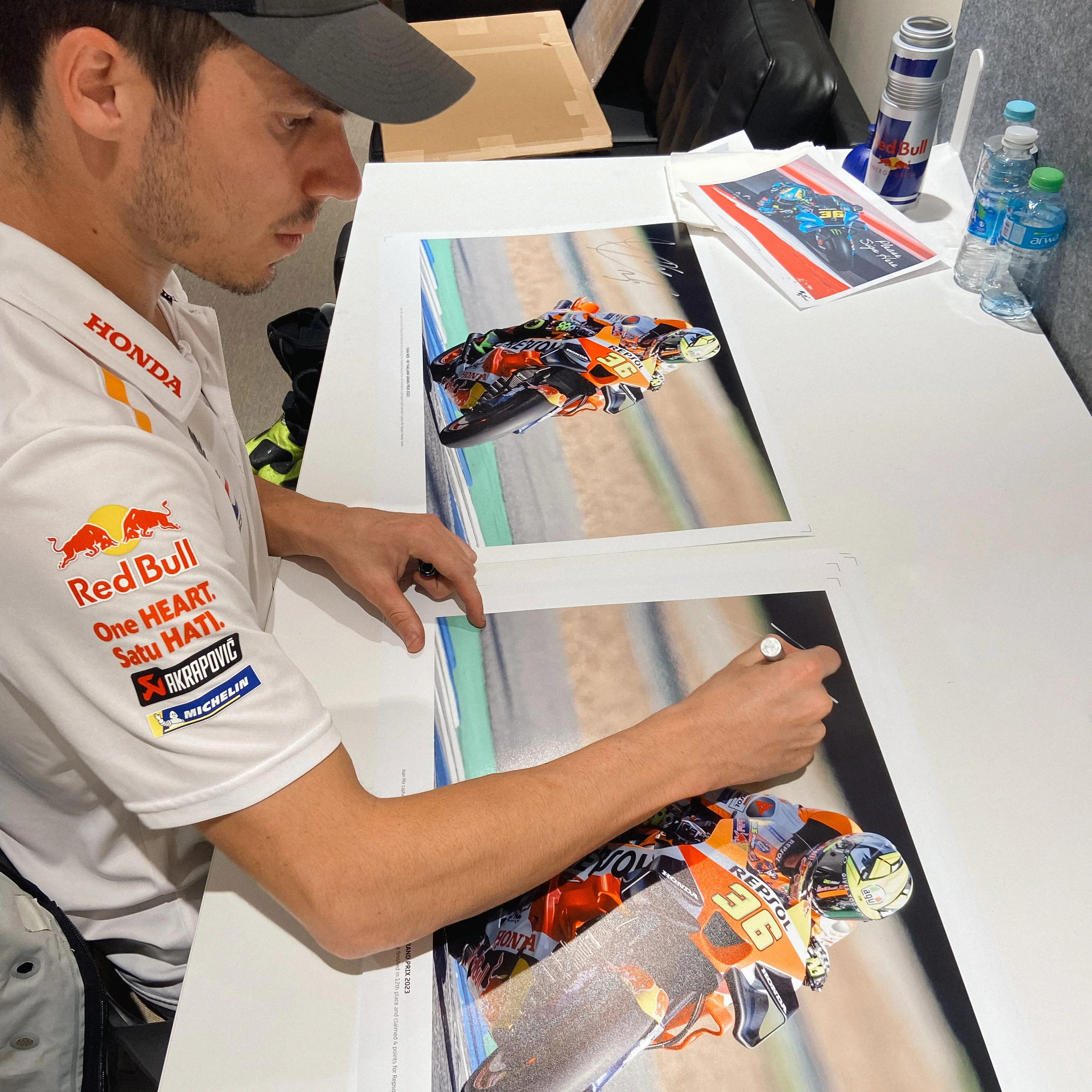 Joan Mir Signed 2023 Thailand Grand Prix Photo - Mirco Lazzari - Image 6