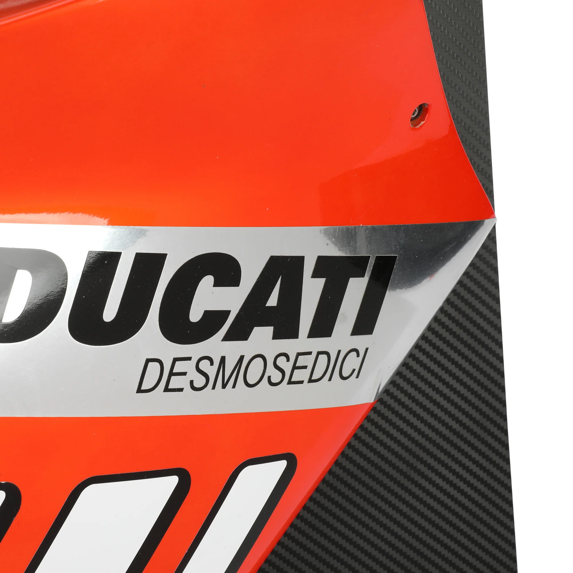 LOT 032 - Casey Stoner 2007 Ducati Used Fairing Wall Mounted Display with Signature - Image 4