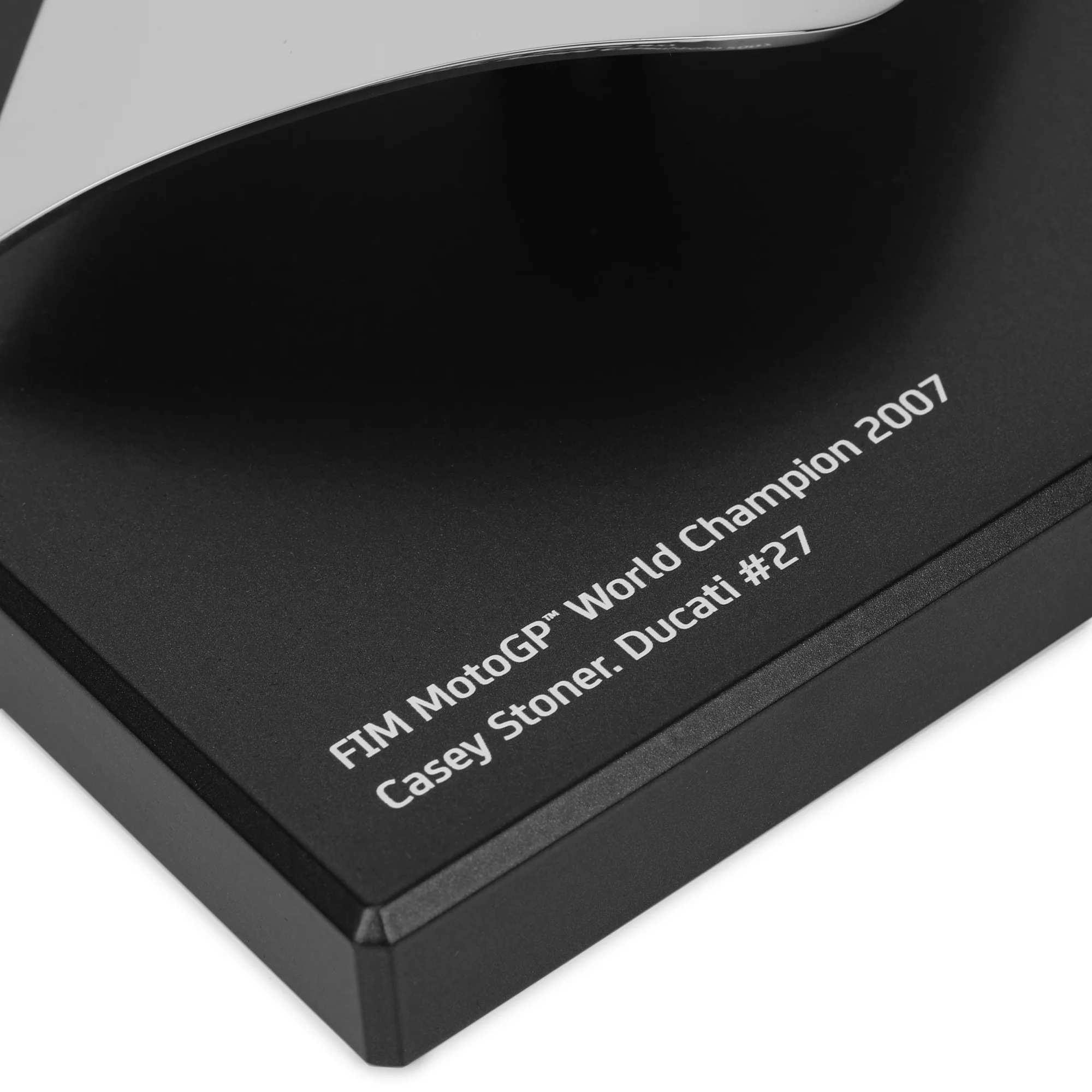 Replica FIM MotoGP World Championship Trophy Plaque – Casey Stoner 2007 - Image 3