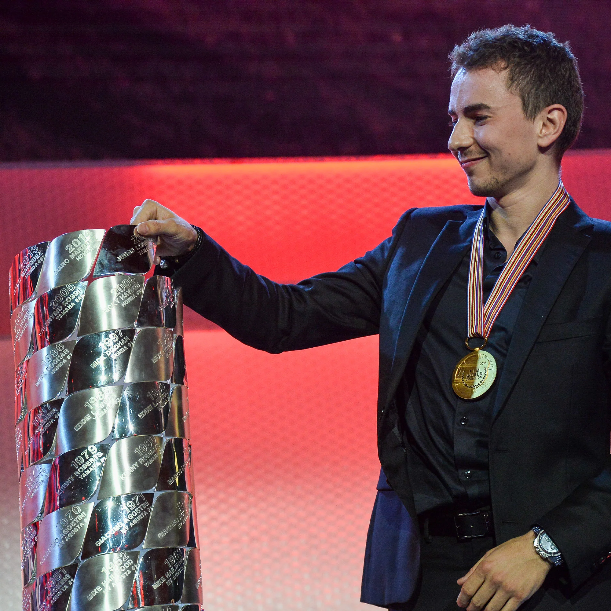 Replica FIM MotoGP World Championship Trophy Plaque – Jorge Lorenzo 2015 - Image 3