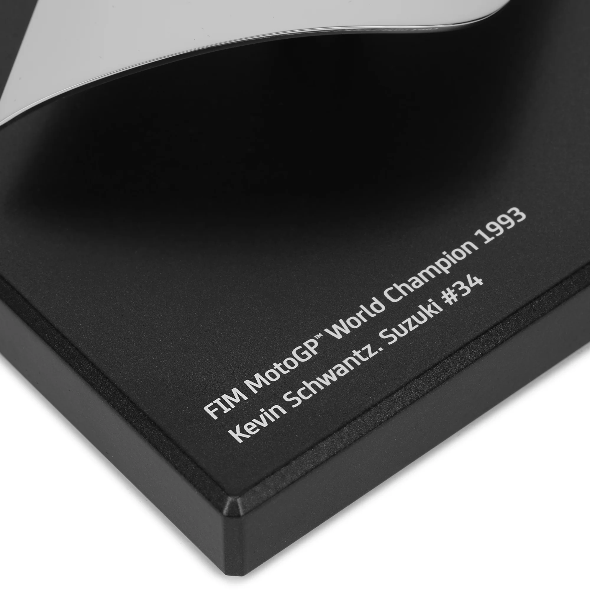 Replica FIM MotoGP World Championship Trophy Plaque – Kevin Schwantz 1993 - Image 4