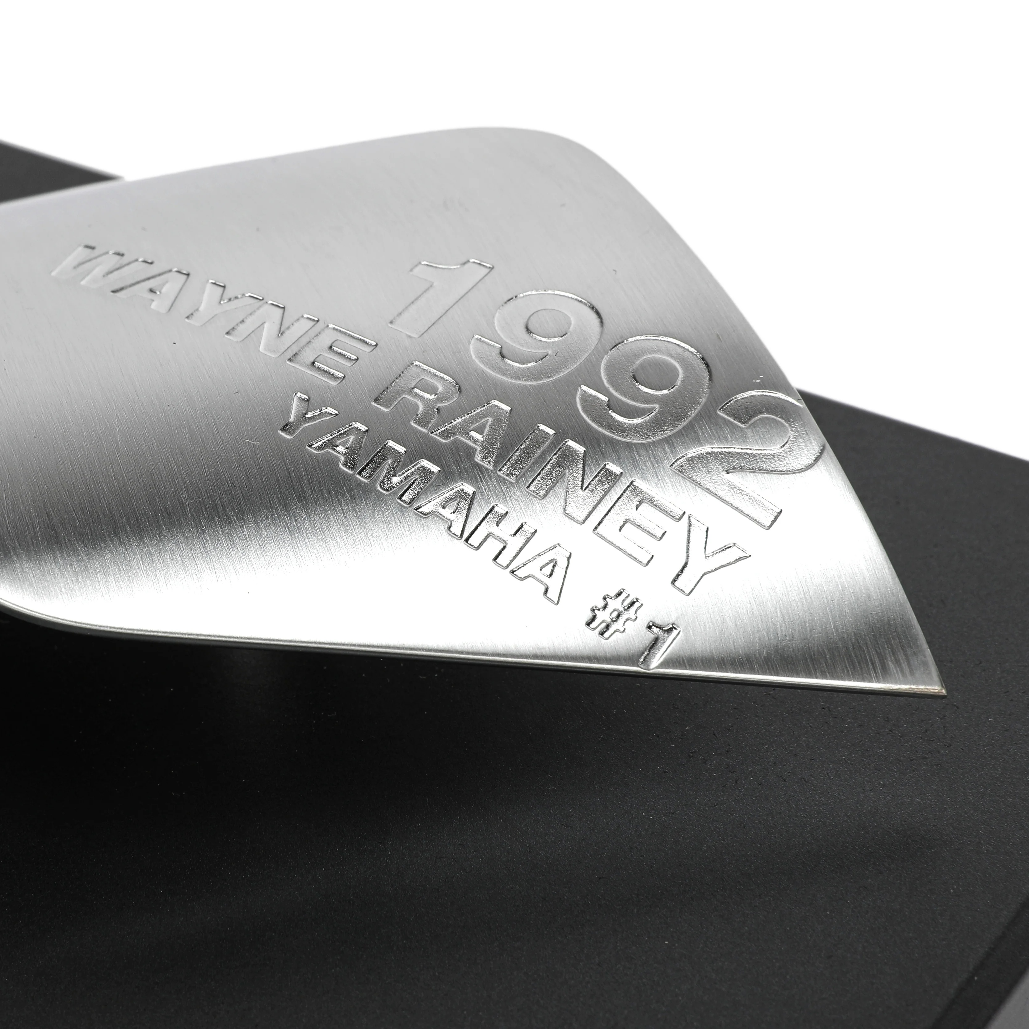 Wayne Rainey 1992 MotoGP™ Champion Yamaha Replica Trophy - Image 4